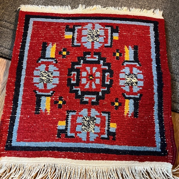 Turkish Style Red and Gray Rug - Picture 3 of 9